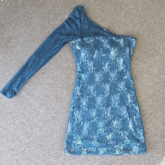 One Shoulder Dress - Picture 4 of 6